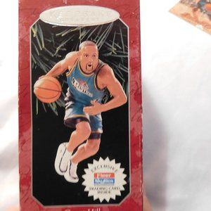 Grant Hill NBA HoopStars Pistons Hallmark Ornament 1998